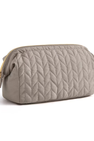 BAGSMART Wide-open Makeup Bag Cosmetic Pouch Organizer Travel Toiletry Bag Essentials Accessories for Women Girls, Leaf Quilted - Camel